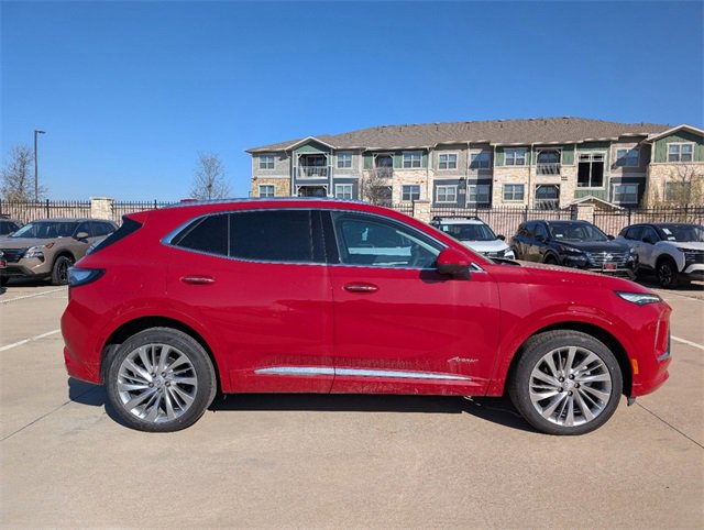 2025 Buick Envision Avenir photo 2