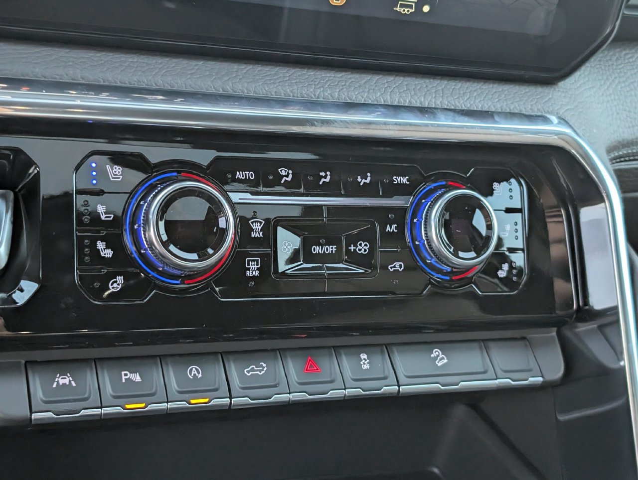 2026 GMC Sierra 1500 Denali - Photo 13