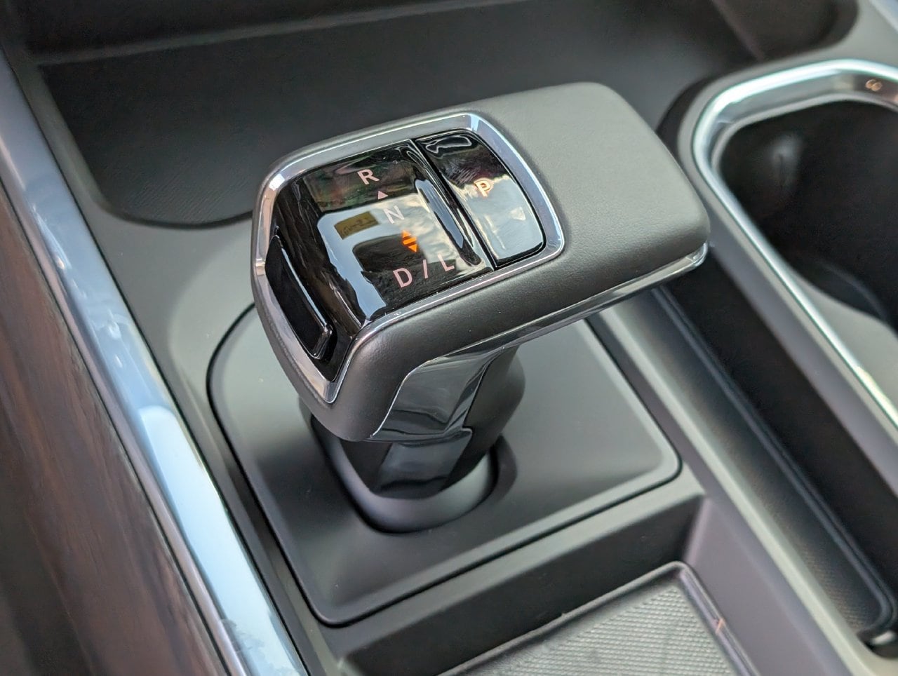 2026 GMC Sierra 1500 SLT - Photo 18
