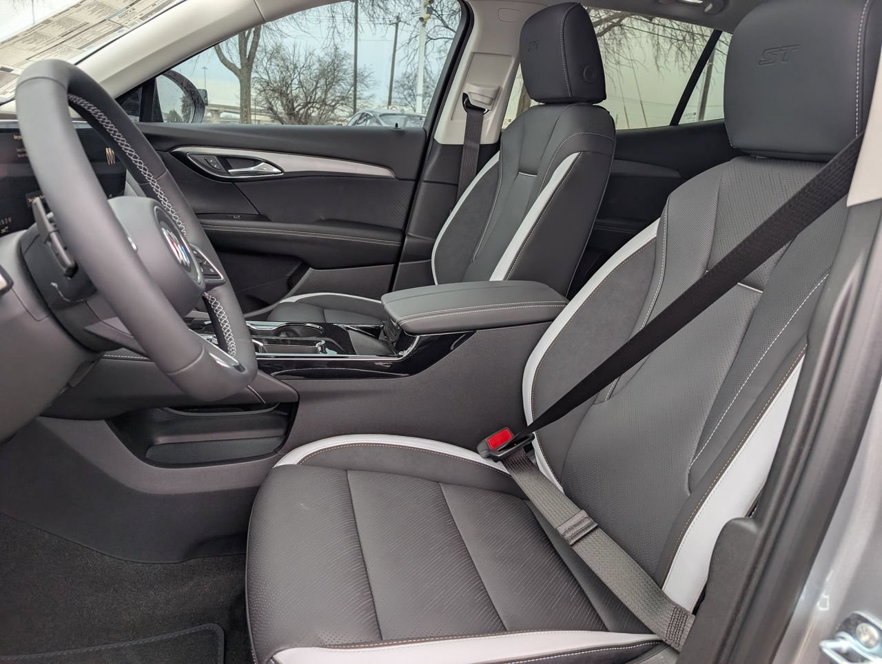 2026 Buick Envision Sport Touring - Photo 17