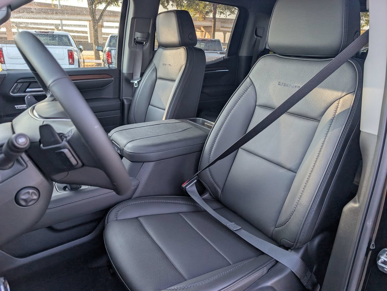 2026 GMC Sierra 1500 Denali - Photo 18