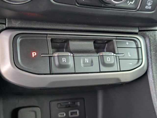 2023 GMC Acadia AT4 - Photo 20
