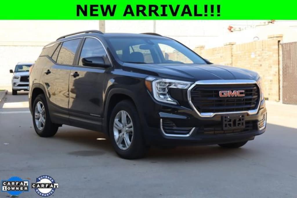 Used 2024 GMC Terrain SLE SUV
