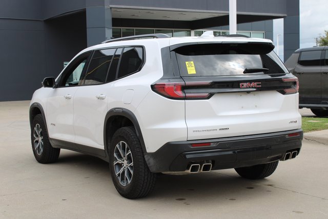2024 Gmc Acadia AT4 photo 3
