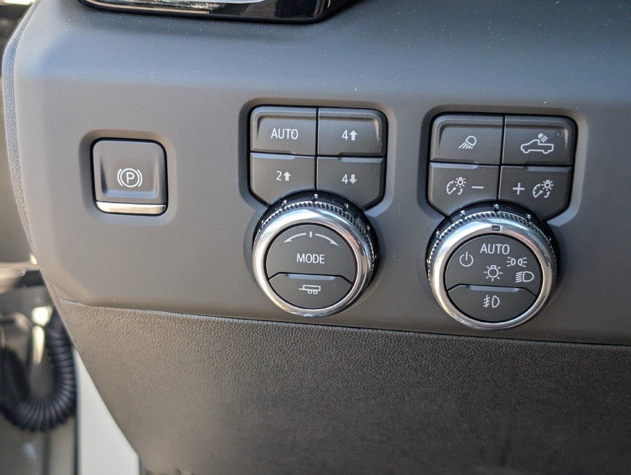 2026 GMC Sierra 2500HD AT4 - Photo 18