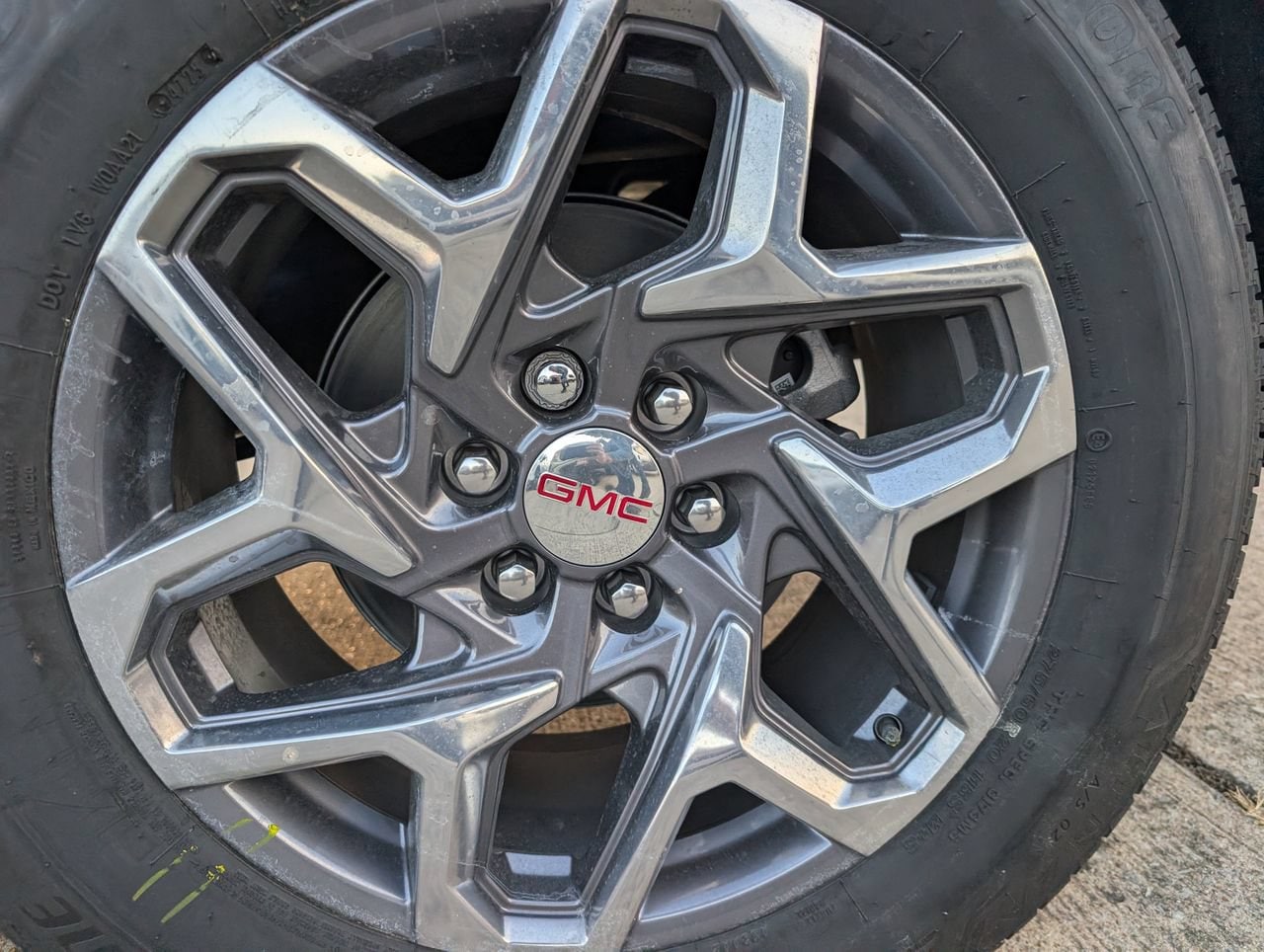 2026 GMC Sierra 1500 SLT - Photo 6