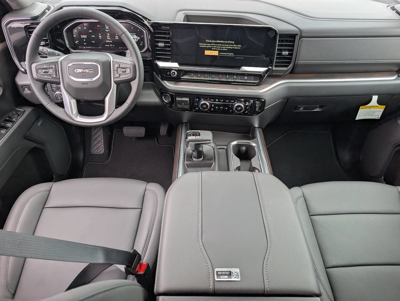 2026 GMC Sierra 1500 SLT - Photo 7