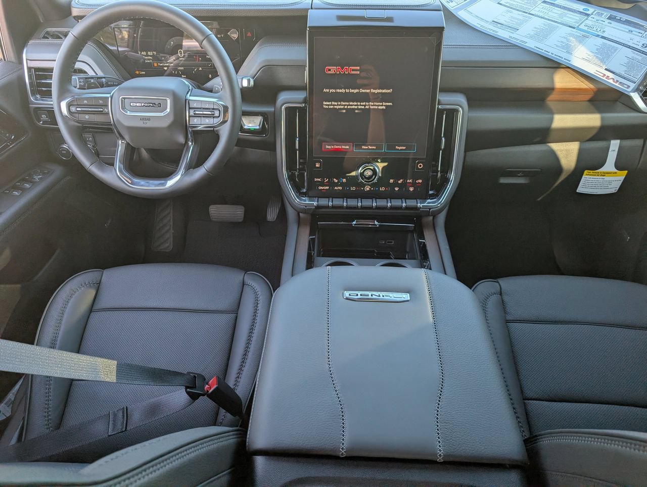 2026 GMC Yukon XL Denali - Photo 8