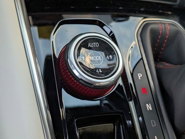 2026 GMC Canyon AT4X - Photo 16