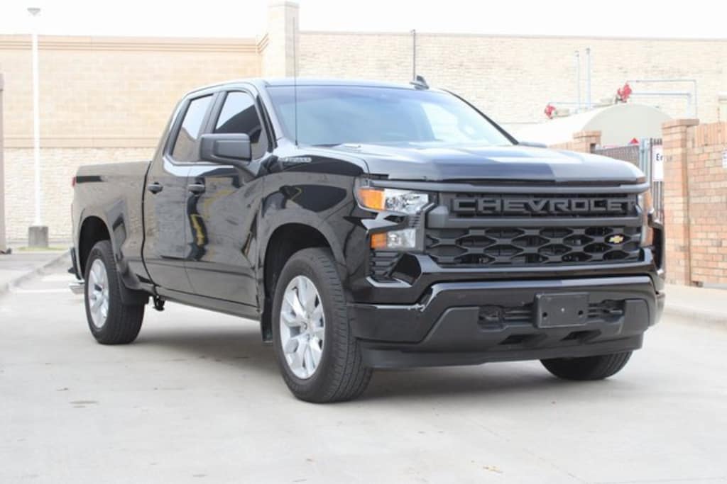 Used 2025 Chevrolet Silverado 1500 Custom Truck Double Cab