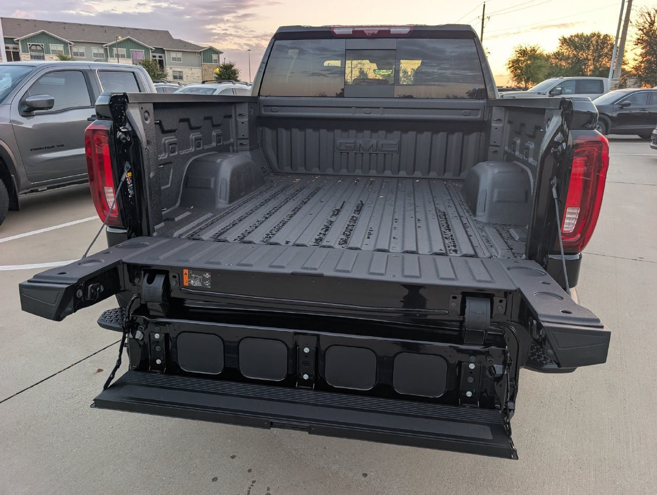 2026 GMC Sierra 1500 Denali - Photo 7