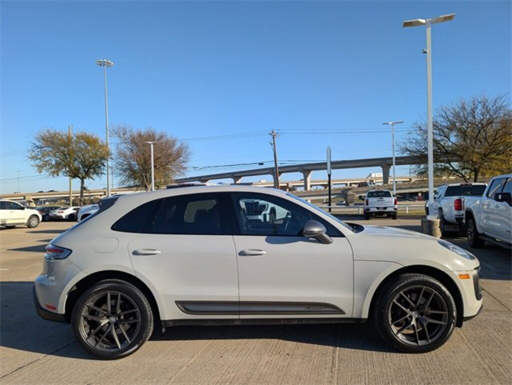 Used 2023 Porsche Macan T AWD SUV