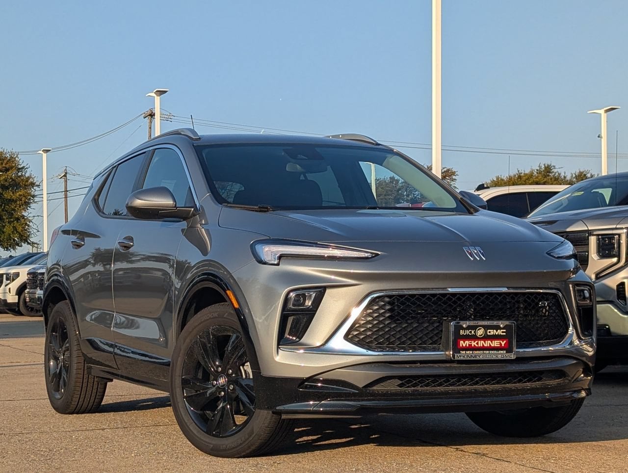2026 Buick Encore GX Sport Touring - Photo 2