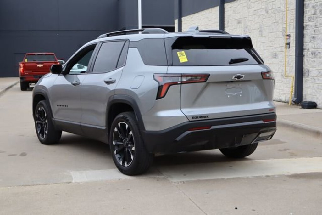 Used 2025 Chevrolet Equinox RS SUV