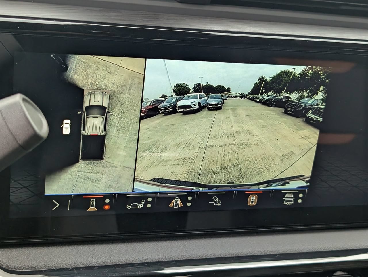 2026 GMC Sierra 2500HD AT4 - Photo 12