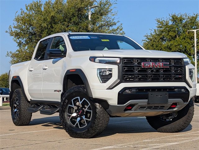 2024 Gmc Canyon AT4X photo 2