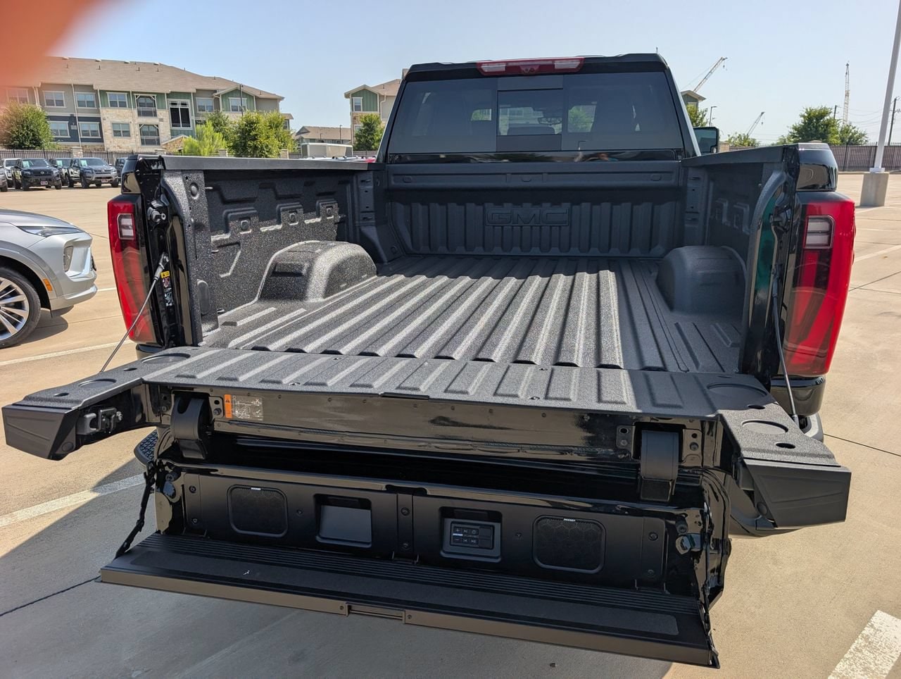 2026 GMC Sierra 2500HD Denali Ultimate - Photo 6