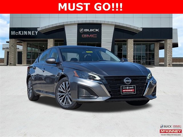 2023 Nissan Altima SV