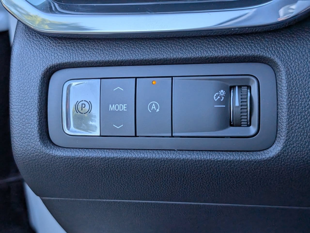 2026 GMC Acadia Elevation - Photo 18