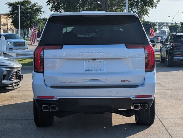 2026 GMC Yukon Denali - Photo 4