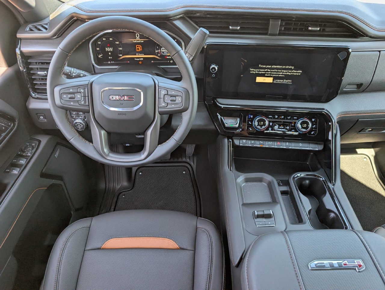 2026 GMC Sierra 2500HD AT4 - Photo 9