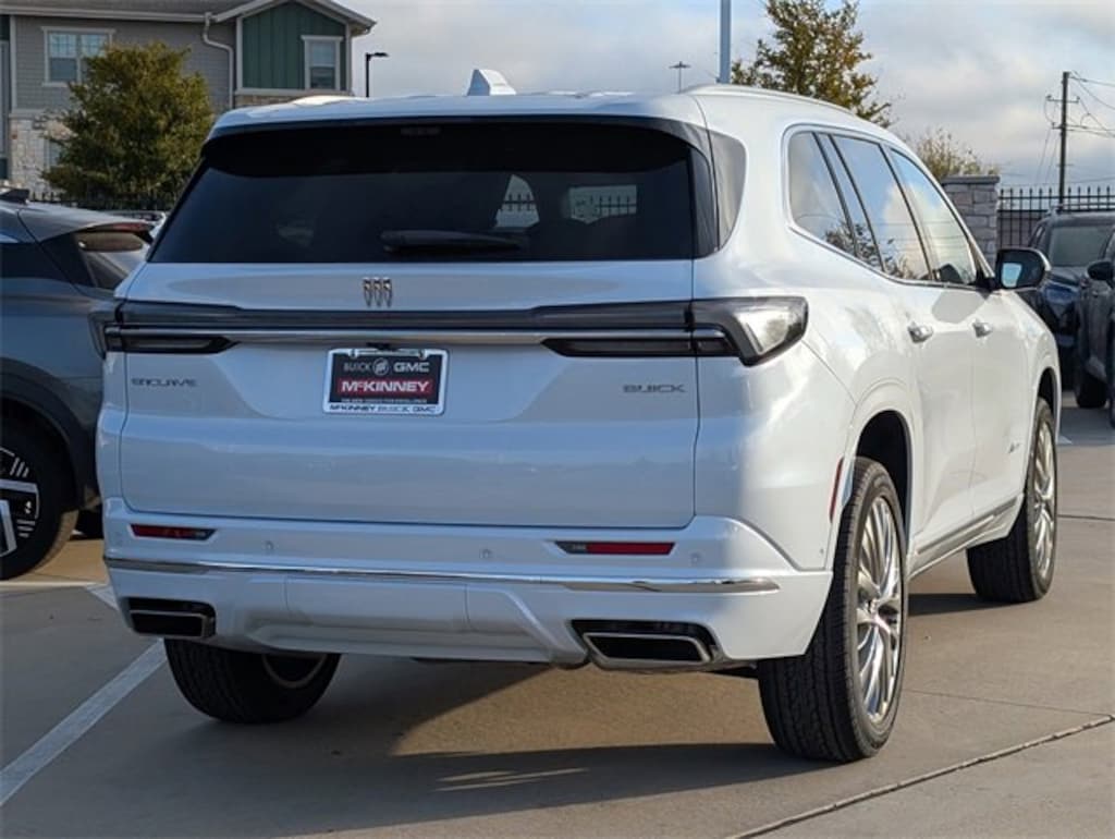 New 2026 Buick Enclave Avenir SUV