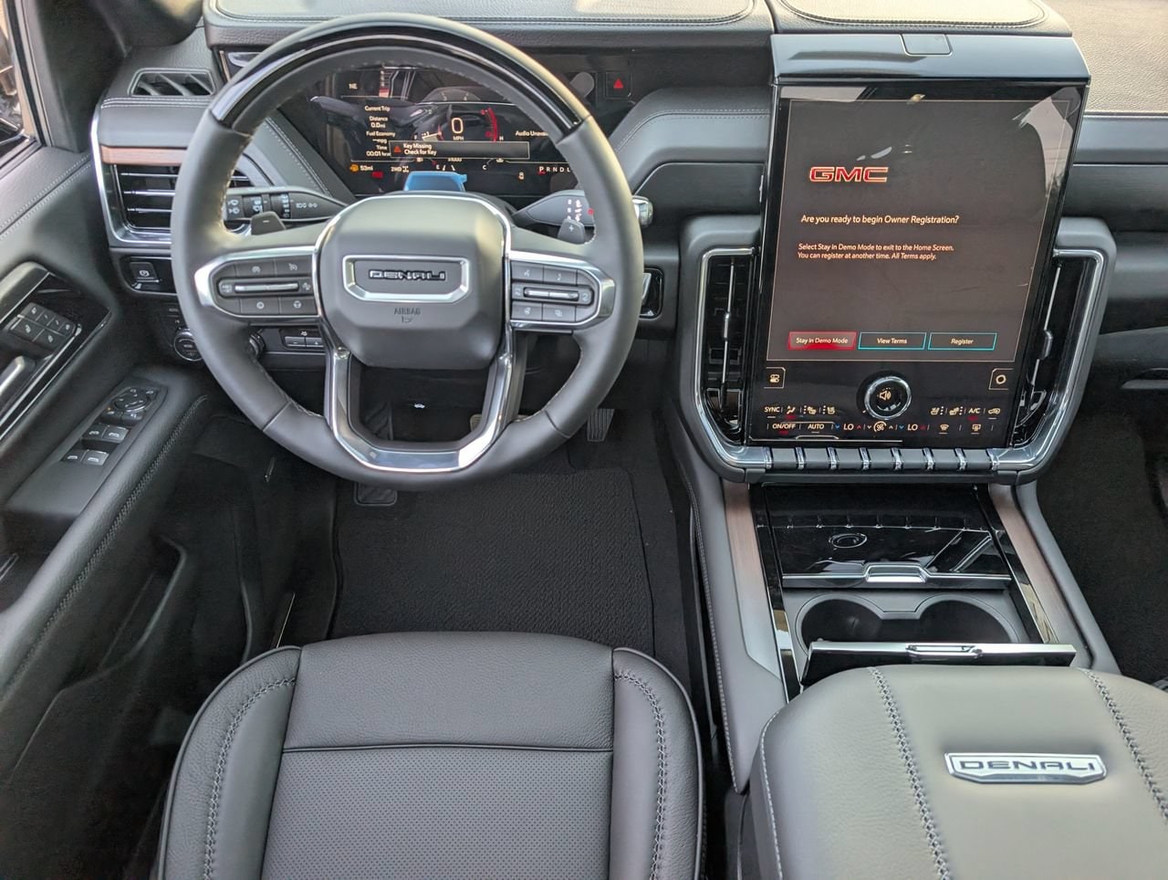 2026 GMC Yukon XL Denali - Photo 9