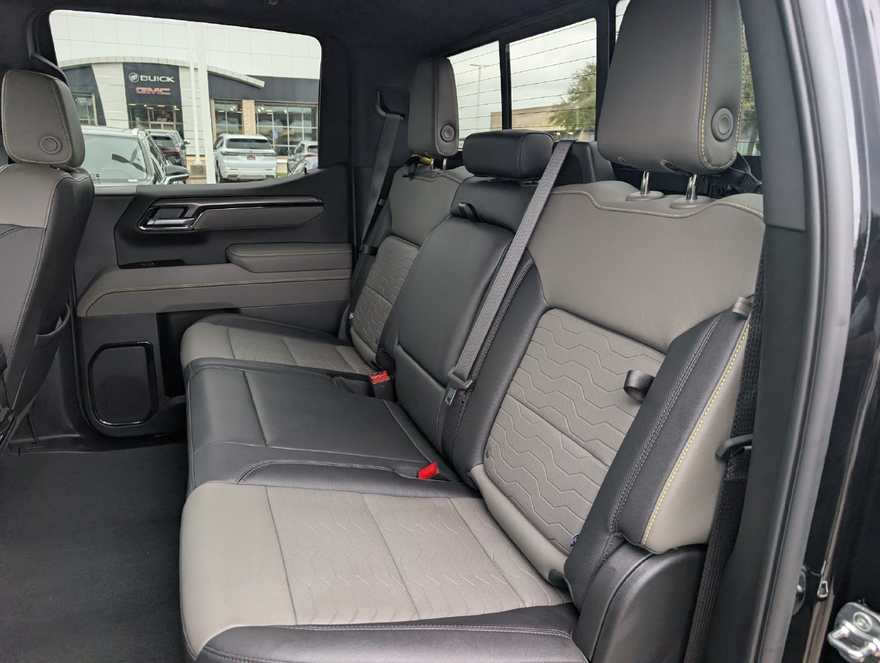Used 2026 Black Chevrolet ZR2 image 27