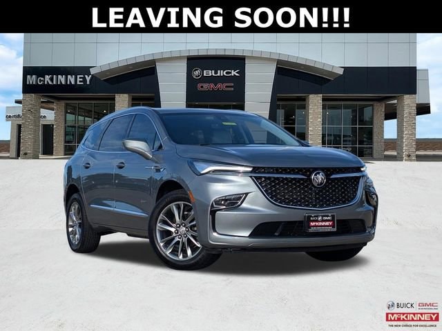 2024 Buick Enclave Avenir's photo