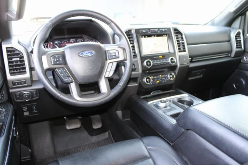 Used 2018 Ford Expedition XLT SUV