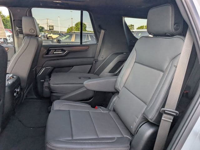 2026 GMC Yukon Denali - Photo 20