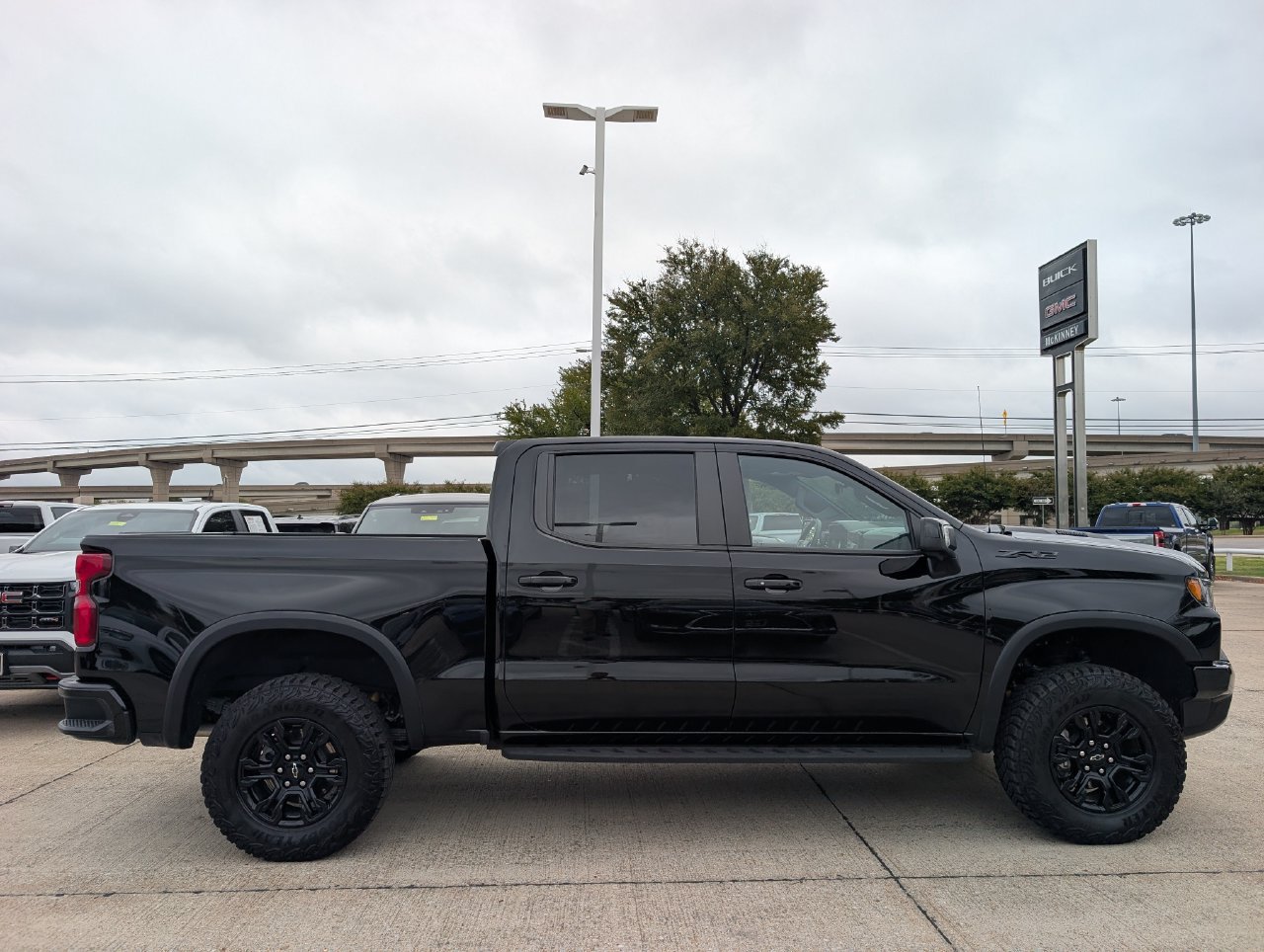 Used 2026 Black Chevrolet ZR2 image 3