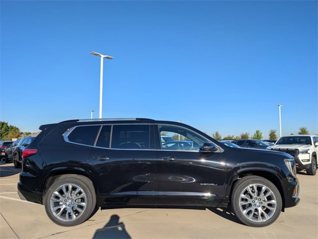 New 2026 GMC Acadia Denali SUV