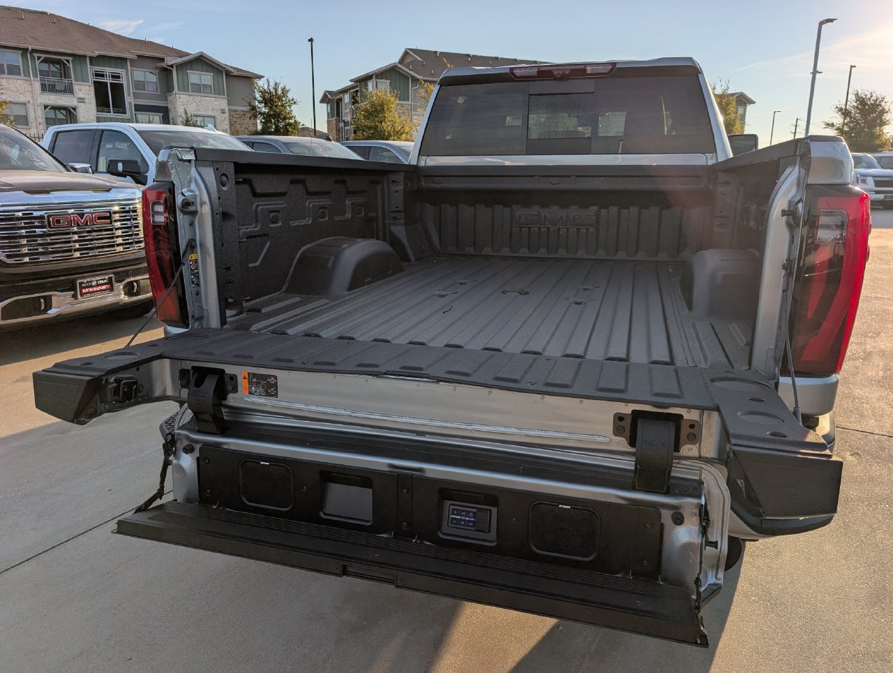 2026 GMC Sierra 2500HD Denali Ultimate - Photo 6