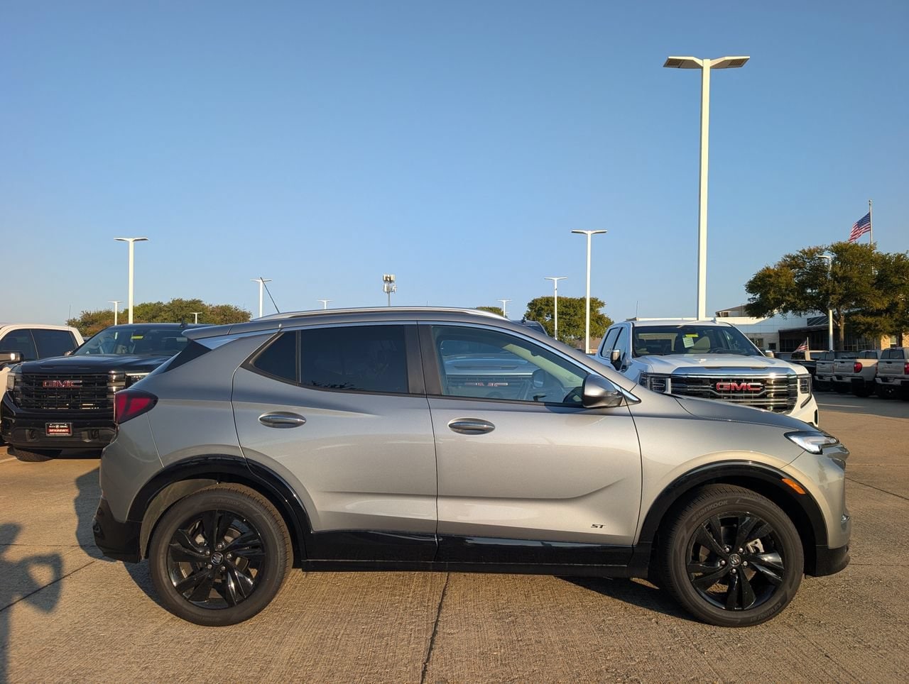 2026 Buick Encore GX Sport Touring - Photo 3