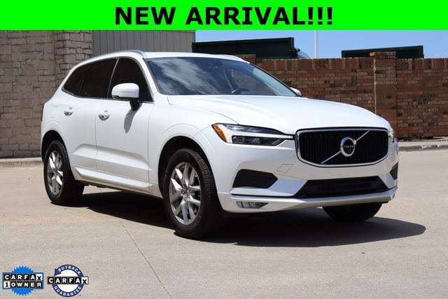 2021 Volvo XC60 T5 Momentum FWD's photo