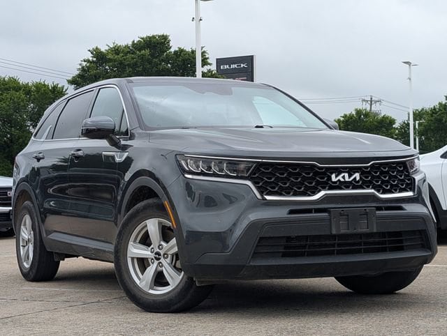 Used 2022 Kia Sorento LX with VIN 5XYRG4LC4NG145043 for sale in Mckinney, TX