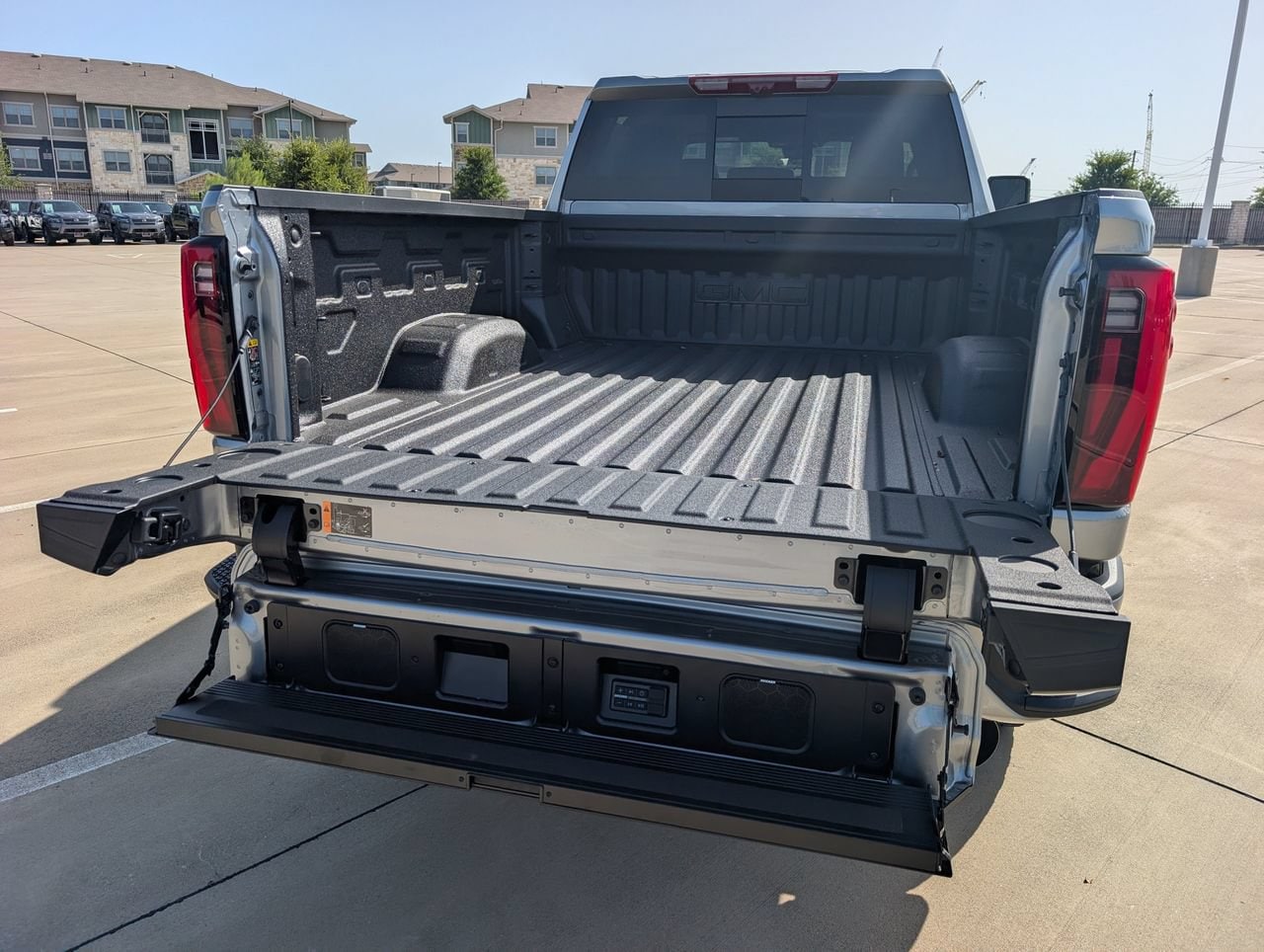 2026 GMC Sierra 2500HD Denali Ultimate - Photo 6