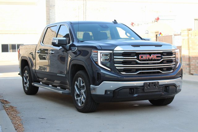 2024 Gmc Sierra 1500 SLT photo 2