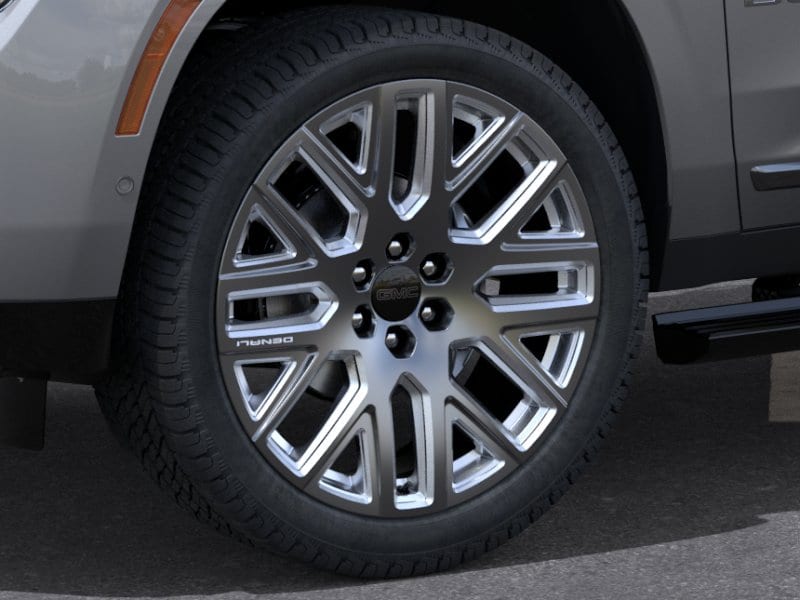 2026 GMC Yukon Denali Ultimate - Photo 9
