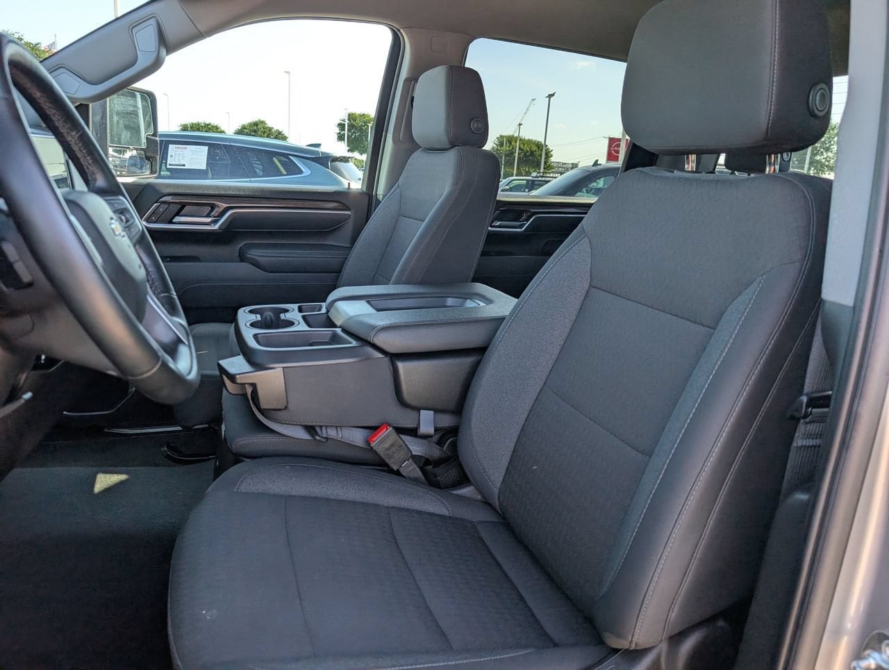 Used 2025 Sterling Gray Metallic Chevrolet LT image 25