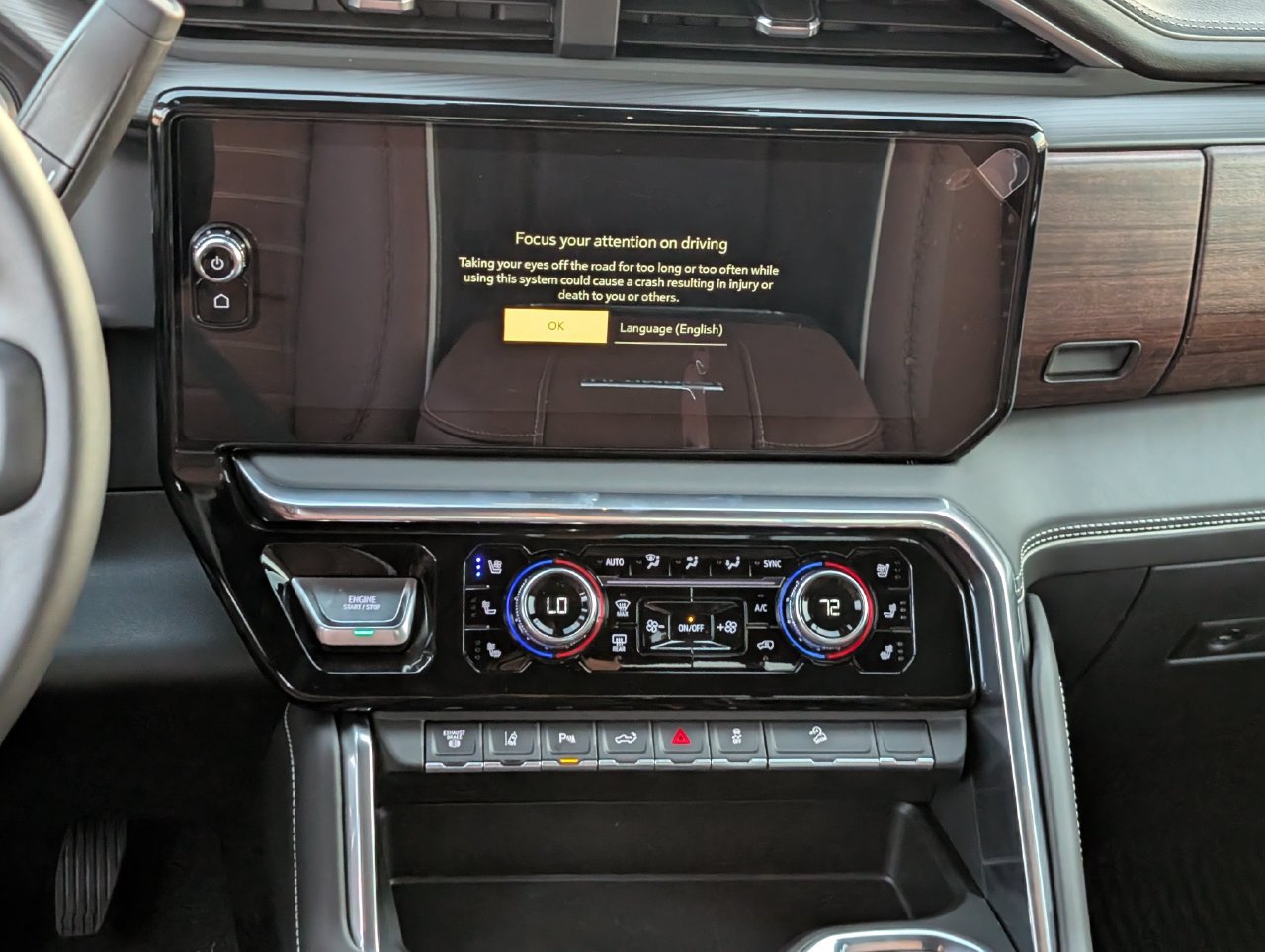 2026 GMC Sierra 2500HD Denali Ultimate - Photo 11