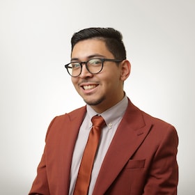 Staff member Gabriel Montoya from ID_872a87552b08
