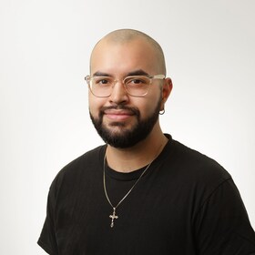 Staff member David Alvarado from ID_1b98f9717103