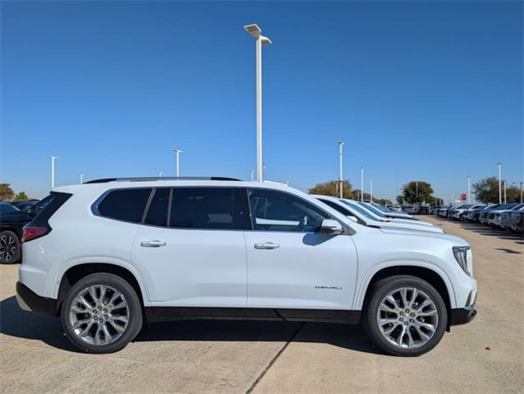 New 2026 GMC Acadia Denali SUV