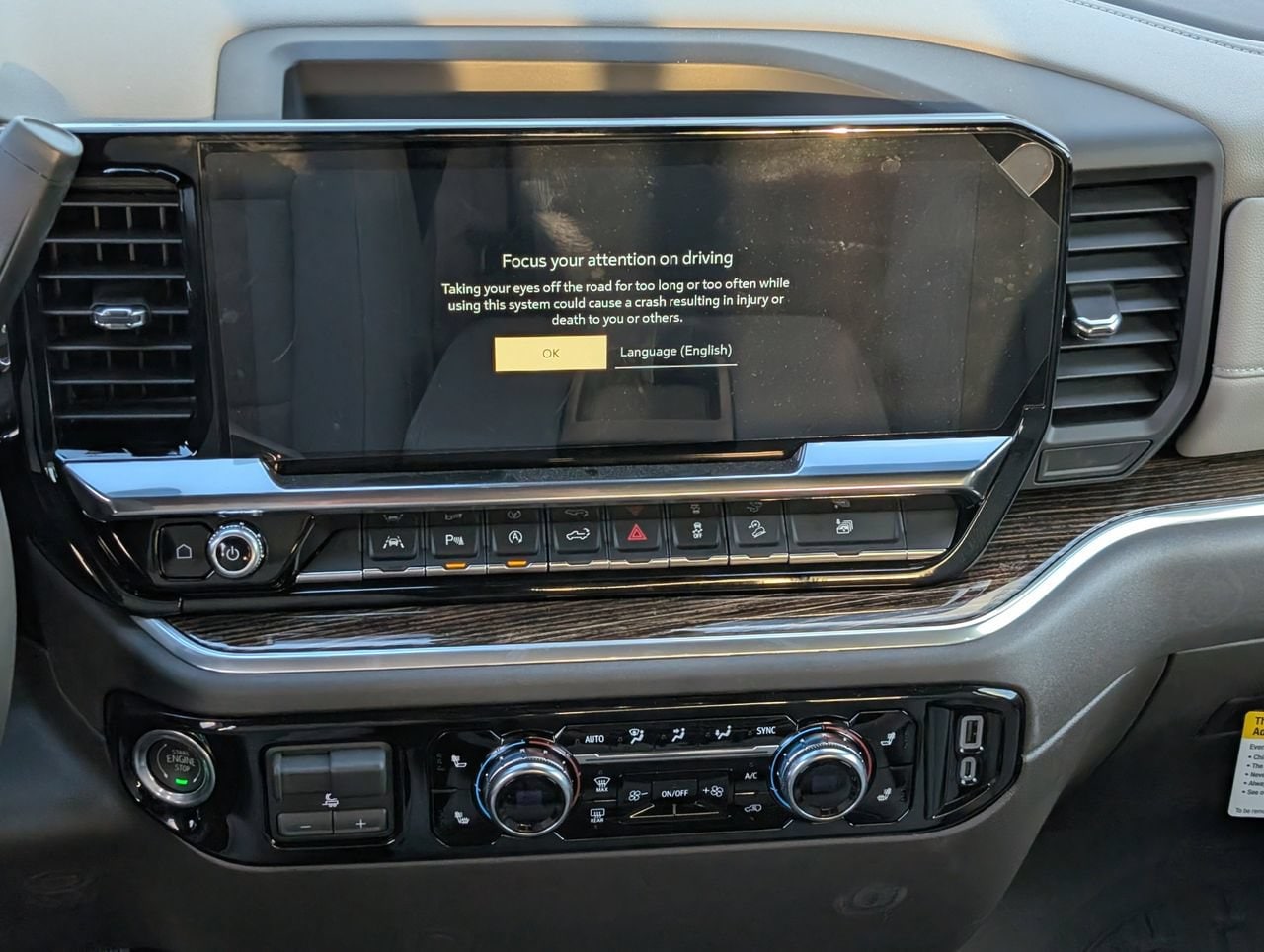 2026 GMC Sierra 1500 SLE - Photo 11