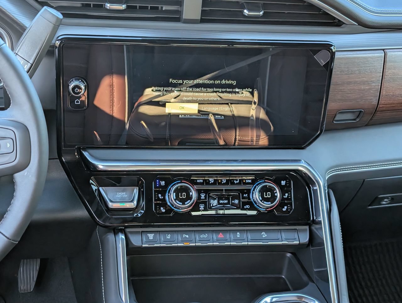 2026 GMC Sierra 2500HD Denali Ultimate - Photo 11
