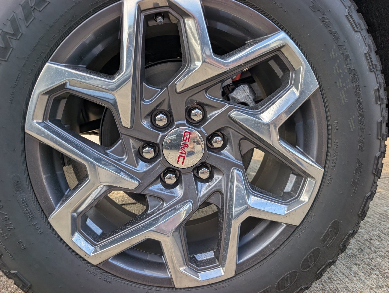 2026 GMC Sierra 1500 SLT - Photo 7