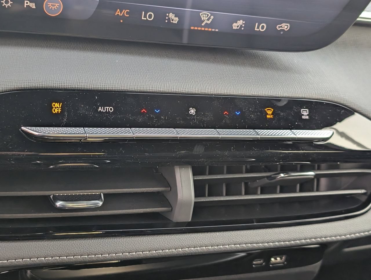 2026 Buick Enclave Sport Touring - Photo 15