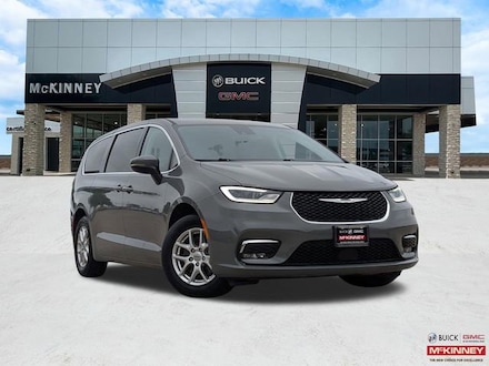 2023 Chrysler Pacifica Touring L Van Passenger Van